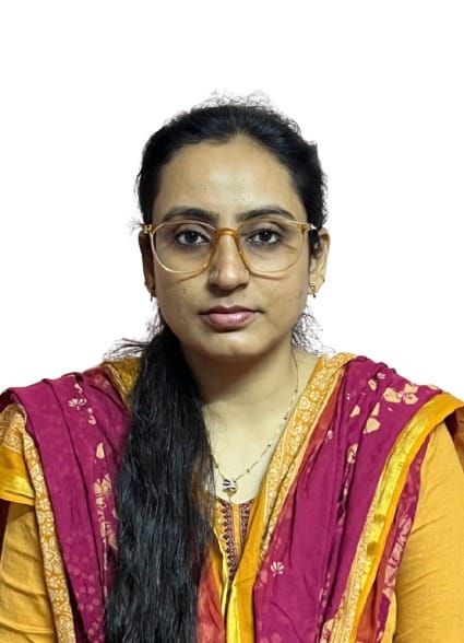 Dr Zeenat Afreen